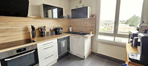 2 Schlafzimmer Wohnung in Villefranche-sur-Saone, France, Nr. 266282 4