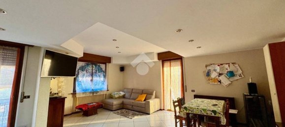 2 bedrooms Apartment in Pradalunga, Italy No. 235840 5