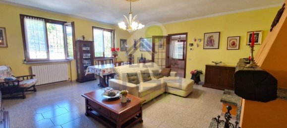 3 Schlafzimmer Villa in Cremona, Italy, Nr. 363283 14