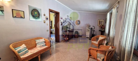 3 Schlafzimmer Villa in Cremona, Italy, Nr. 363283 9