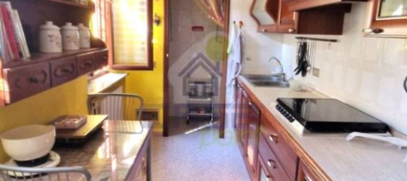 3 Schlafzimmer Villa in Cremona, Italy, Nr. 363283 16