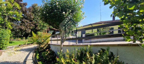 3 Schlafzimmer Villa in Cremona, Italy, Nr. 363283 4