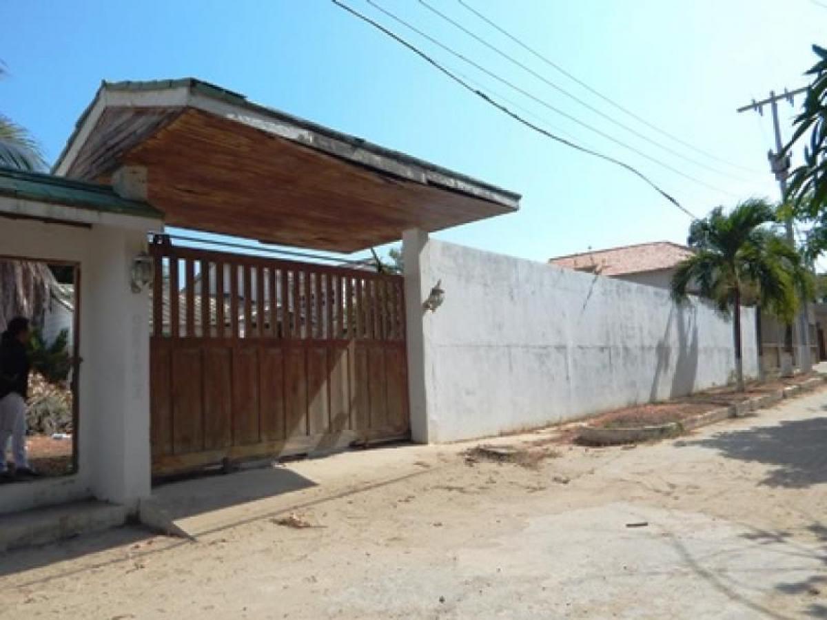 6 bedrooms House in Atlantico, Colombia No. 7318