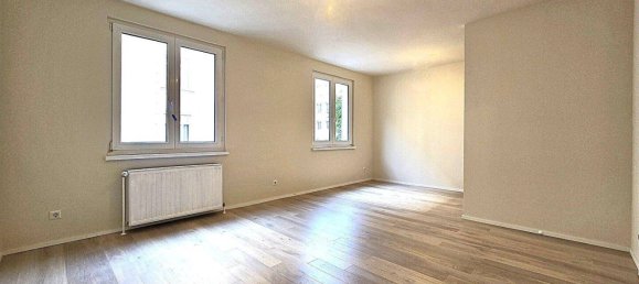 Studio in Wieden, Austria No. 87629 3