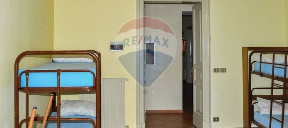 30-salle Bâtiment à Zafferana Etnea, Italy No. 55712 15