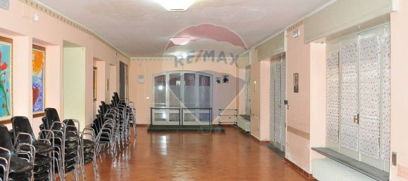 30-salle Bâtiment à Zafferana Etnea, Italy No. 55712 39