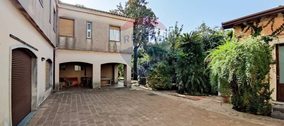 30-salle Bâtiment à Zafferana Etnea, Italy No. 55712 47