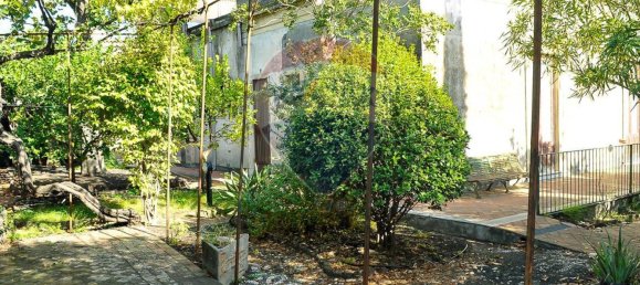 30-salle Bâtiment à Zafferana Etnea, Italy No. 55712 23