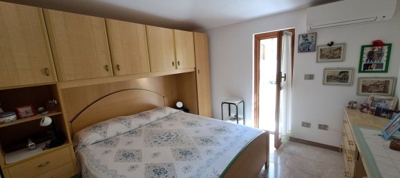 4 Schlafzimmer Doppelhaus in Ladispoli, Italy, Nr. 321612 13