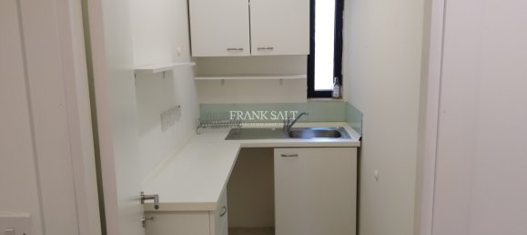 100m² Office in Ta' Xbiex, Malta No. 12340 6