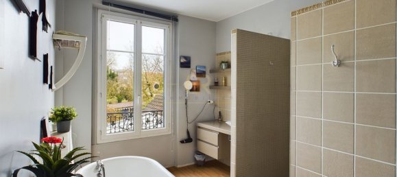 5 bedrooms House in Chevry-Cossigny, France No. 135803 12