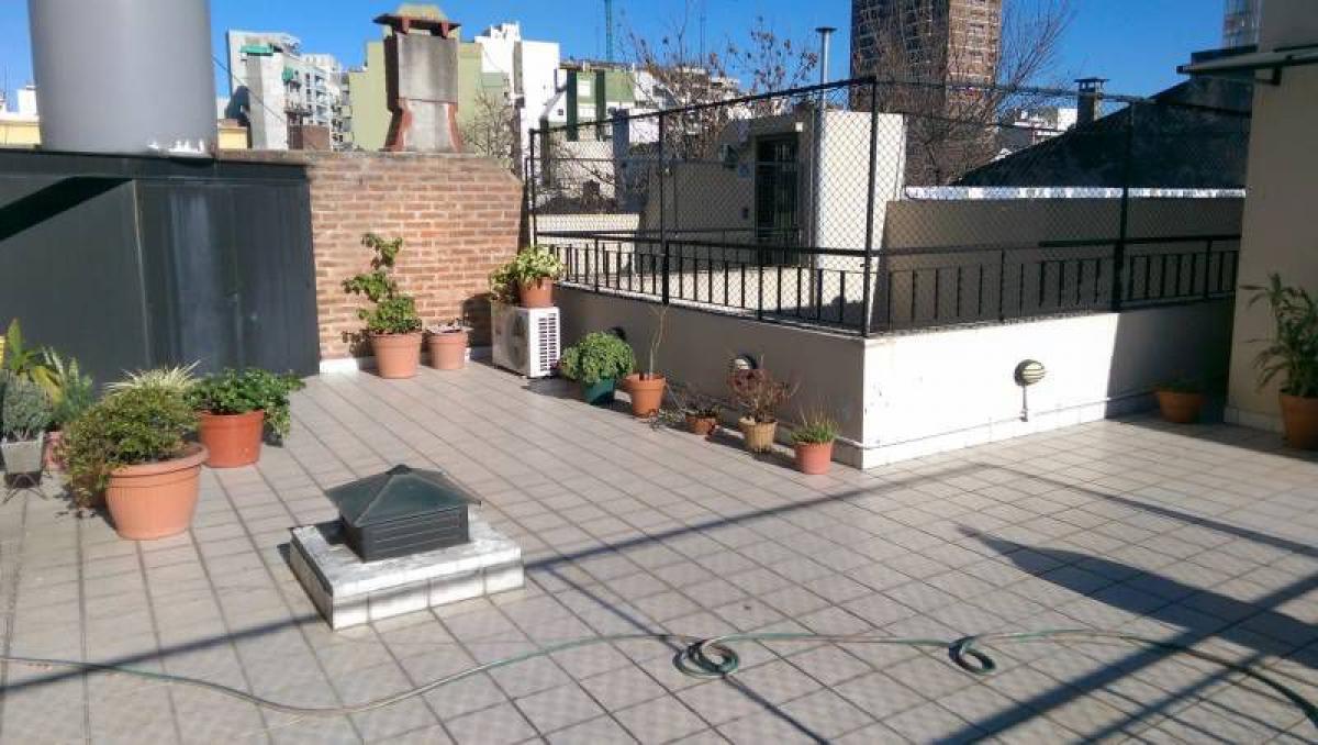 Casa de 2 dormitorios en Buenos Aires, Argentina No. 77692