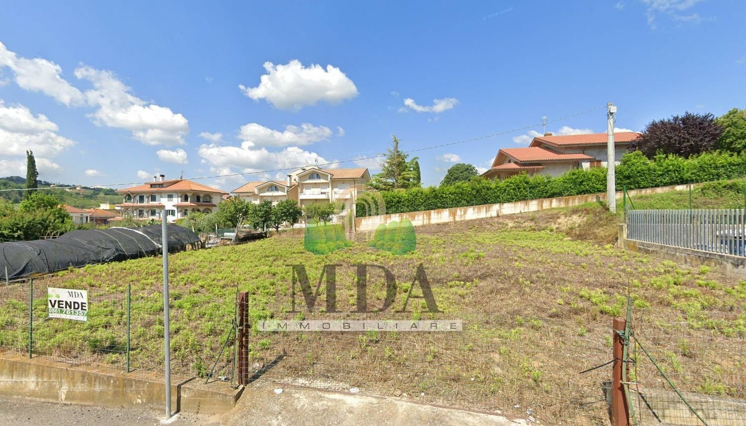 Земельный участок 590м² в Торторето, Италия № 104299