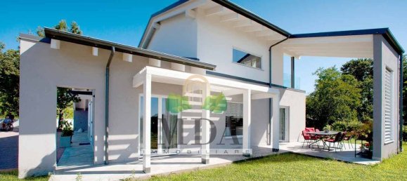 Земельный участок 590м² в Торторето, Италия № 104299 2