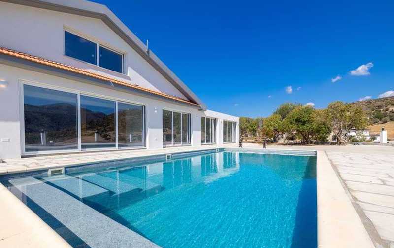 5 bedrooms Villa in Akrounta, Cyprus No. 18624