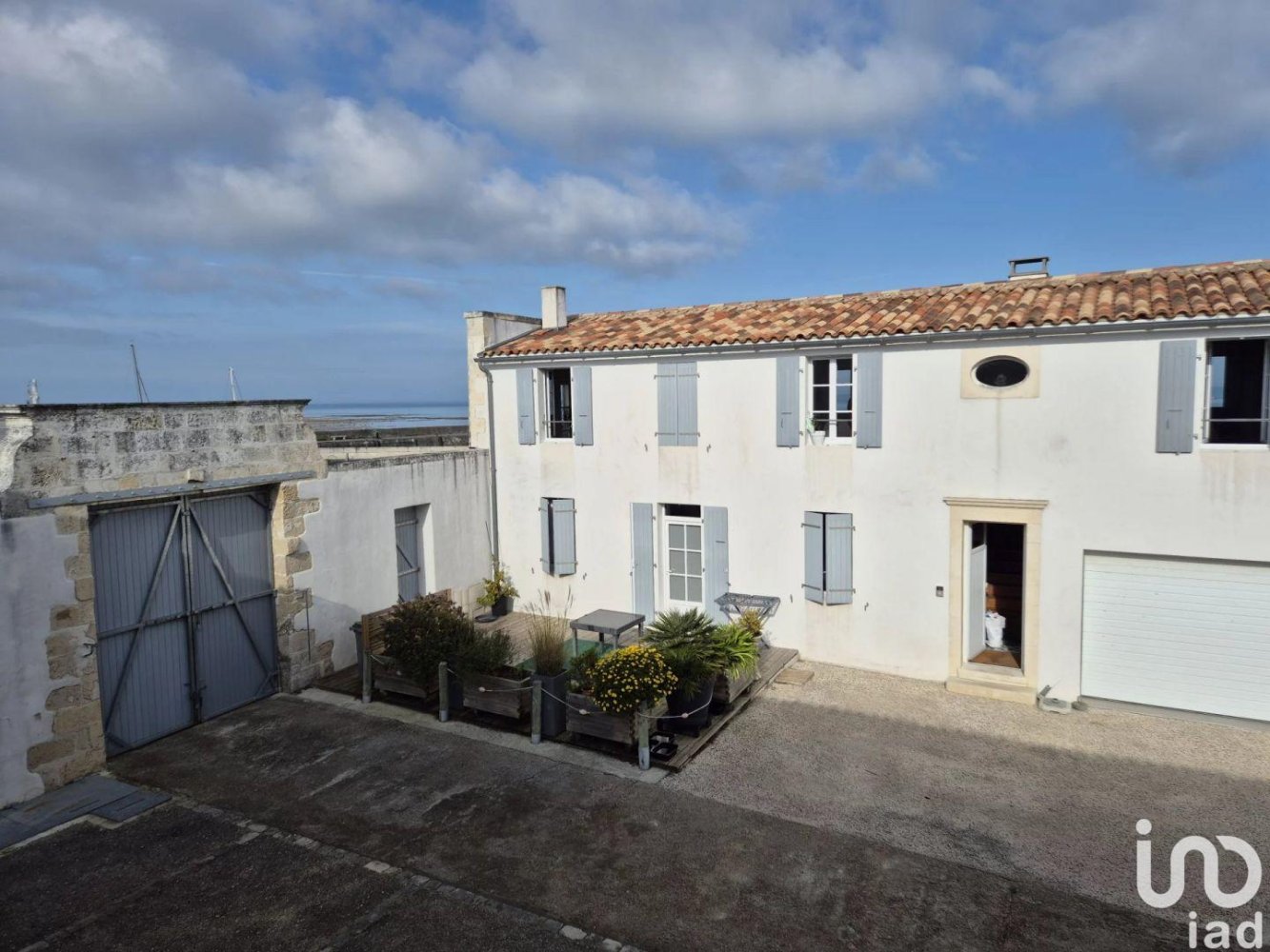 2-salle Appartement à La Flotte, France No. 291066