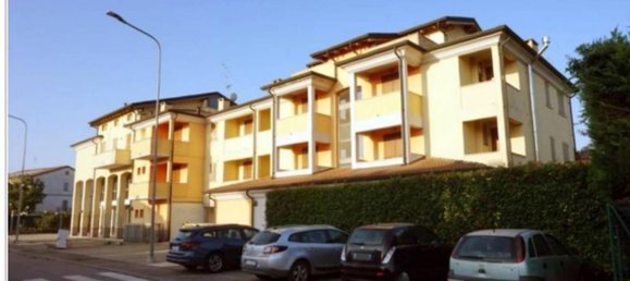 Bureau à Gonzaga, Italy 40m² No. 265635 9