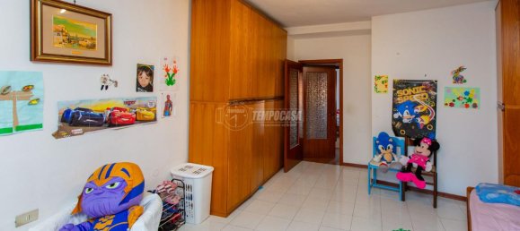 Apartamento de 3 divisões em Busto Arsizio, Italy N.º 173649 24