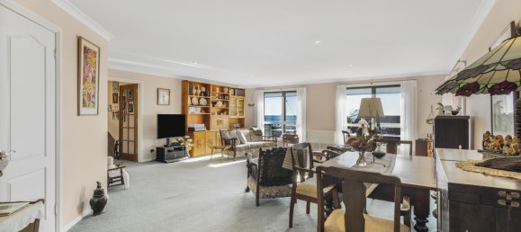 3 bedrooms House in Penguin, Australia No. 647 7