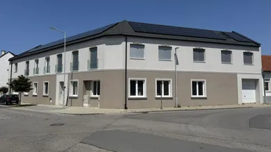 Квартира с 2 комнатами в Нойзидль ам Зе, Австрия № 171086