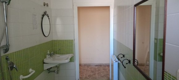 8 rooms Apartment in Catania, Italy No. 306979 14