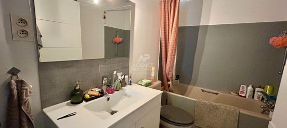 2 bedrooms Apartment in Poissy, France No. 140886 7