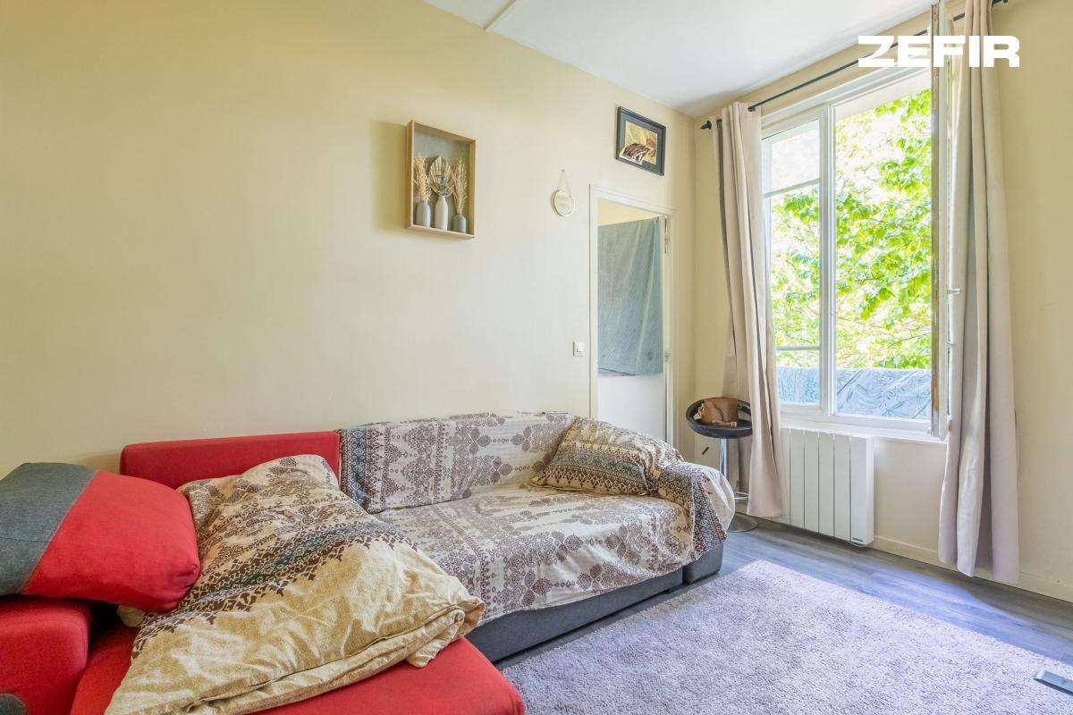 1 Schlafzimmer Wohnung in Aulnay-sous-Bois, France, Nr. 187168