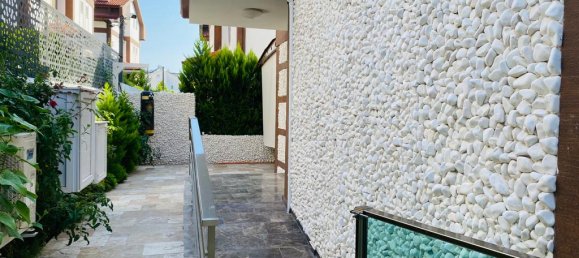 Villa de 4+1 en Oludeniz, Turkey No. 4078 14