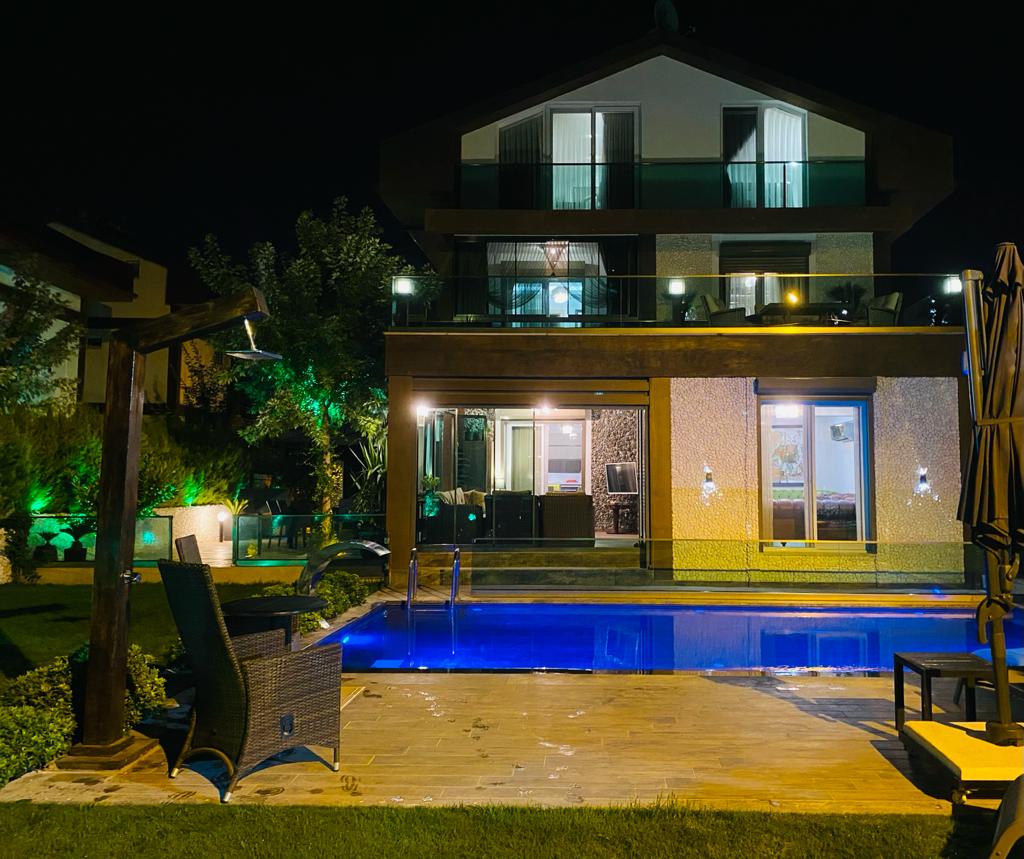 Villa de 4+1 en Oludeniz, Turkey No. 4078