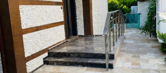 Villa de 4+1 en Oludeniz, Turkey No. 4078 15