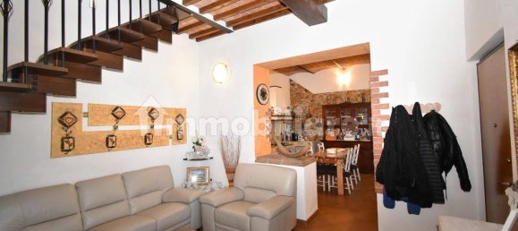 Casa T2 em San Giuliano Terme, Italy N.º 352015 6