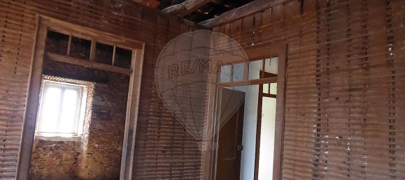 4 bedrooms House in Aguda, Portugal No. 16179 16