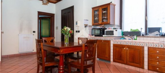 Villa de 5 dormitorios en Caselle Torinese, Italy No. 340407 37