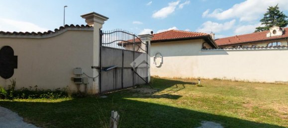 Villa de 5 dormitorios en Caselle Torinese, Italy No. 340407 33