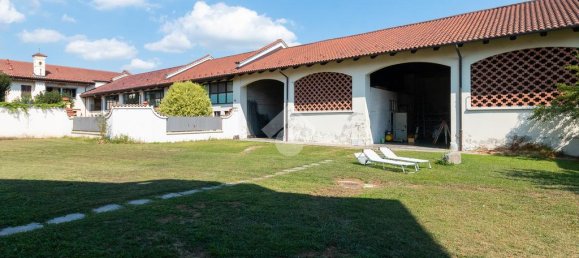 Villa de 5 dormitorios en Caselle Torinese, Italy No. 340407 34