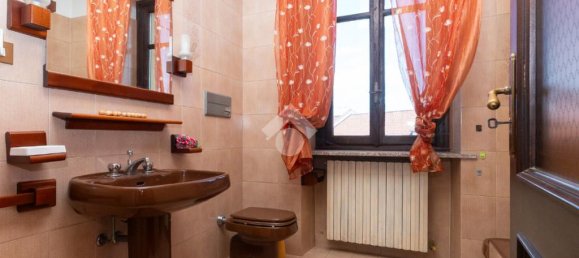 Villa de 5 dormitorios en Caselle Torinese, Italy No. 340407 29