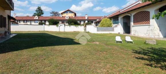 Villa de 5 dormitorios en Caselle Torinese, Italy No. 340407 36
