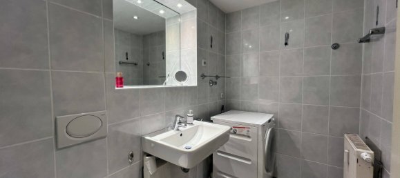 Apartamento de 2 habitaciónes en Dusseldorf, Germany No. 9203 8