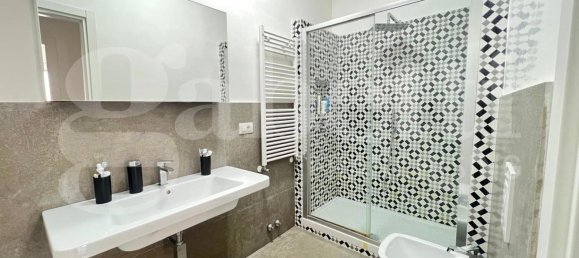 2 bedrooms Apartment in Trani, Italy No. 55023 16