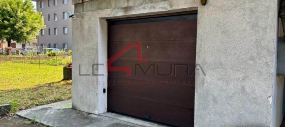 6 rooms Apartment in Nogara, Italy No. 300908 10