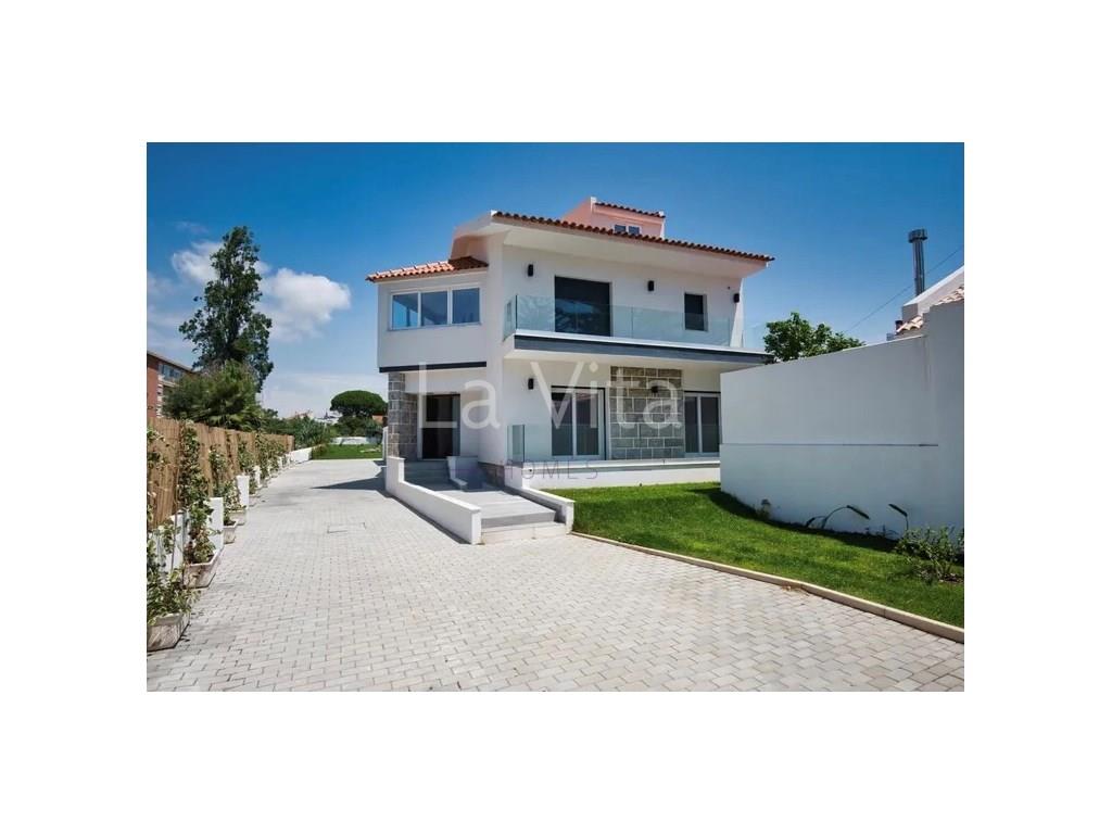 4 bedrooms House in Cascais, Portugal No. 171488