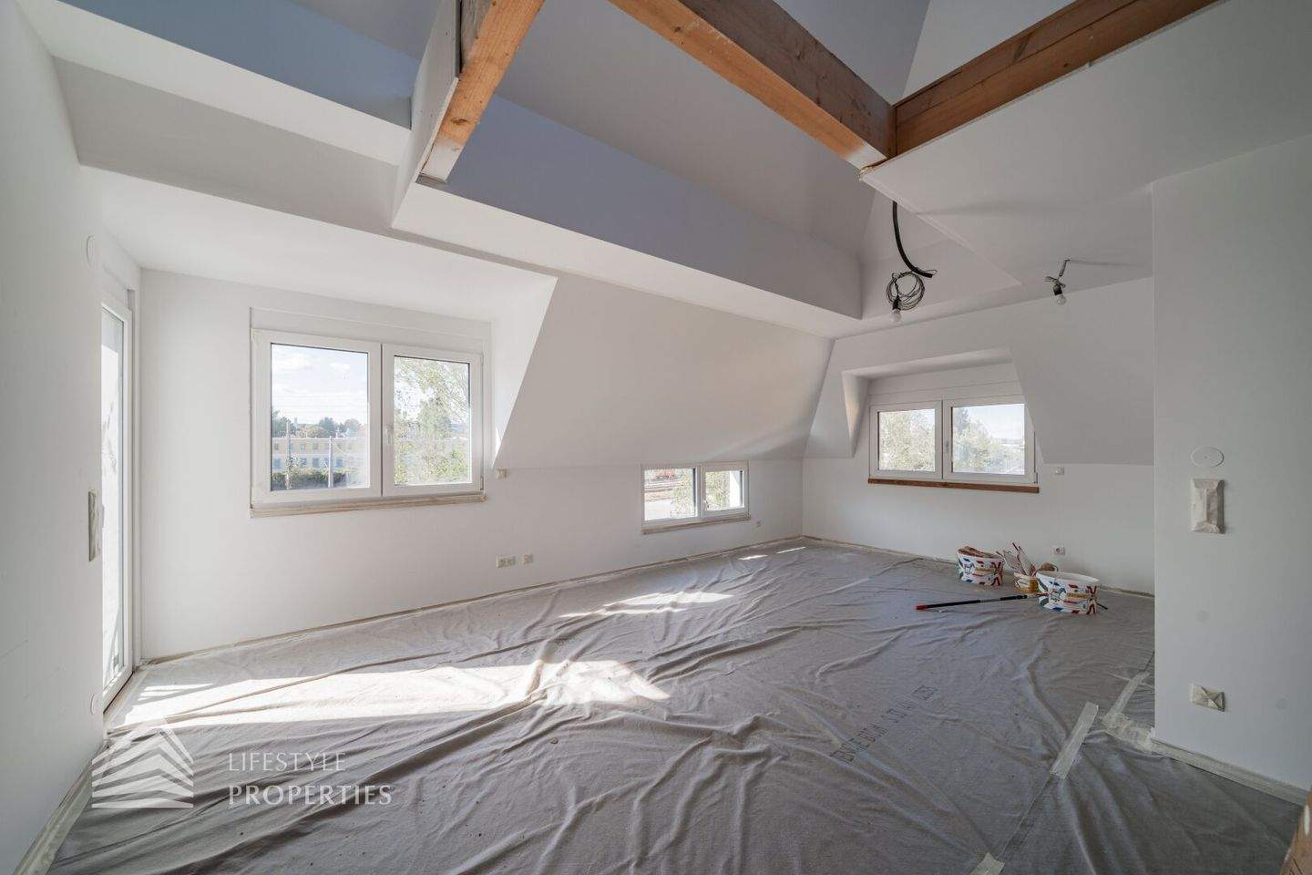 2-salle Appartement à Liesing, Austria No. 252333