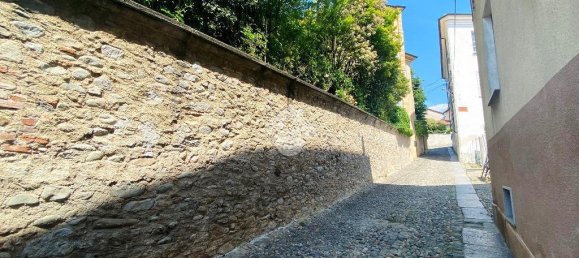 4 rooms House in Castellamonte, Italy No. 17626 23