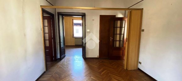 4 rooms House in Castellamonte, Italy No. 17626 15