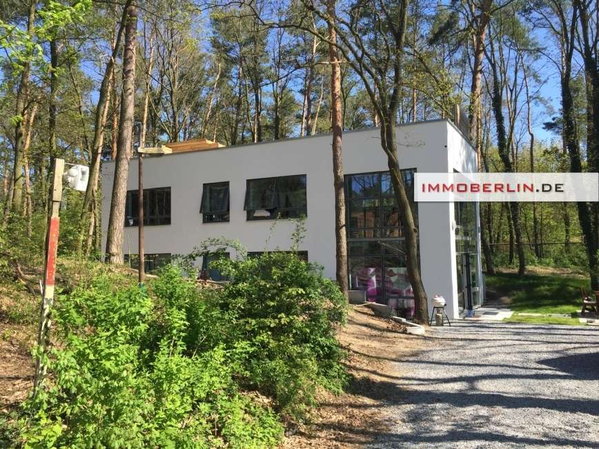 5 rooms House in Heiligensee, Germany No. 24172