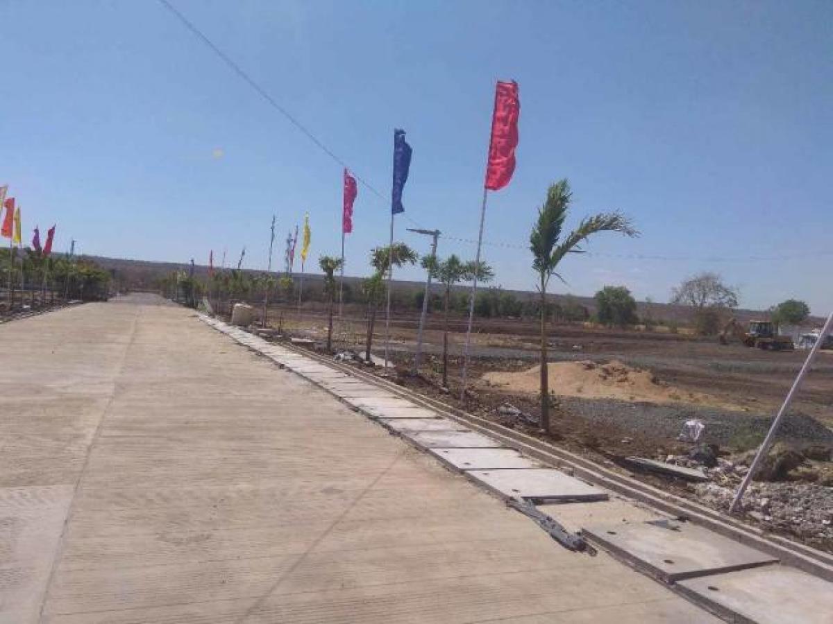  Land in Bhopal, India No. 32018