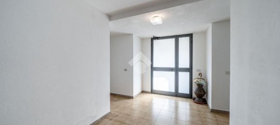 3 rooms Apartment in Bagnolo in Piano, Italy No. 161547 36