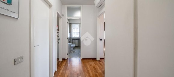 3 rooms Apartment in Bagnolo in Piano, Italy No. 161547 39