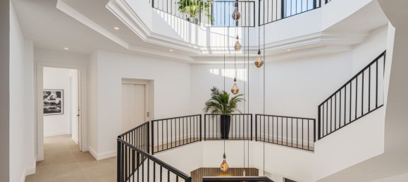 Villa de 6 dormitorios en Málaga, Spain No. 49819 44