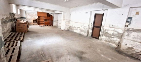 Gewerbliche Immobilie in Reggio Calabria, Italy 140m², Nr. 371964 5
